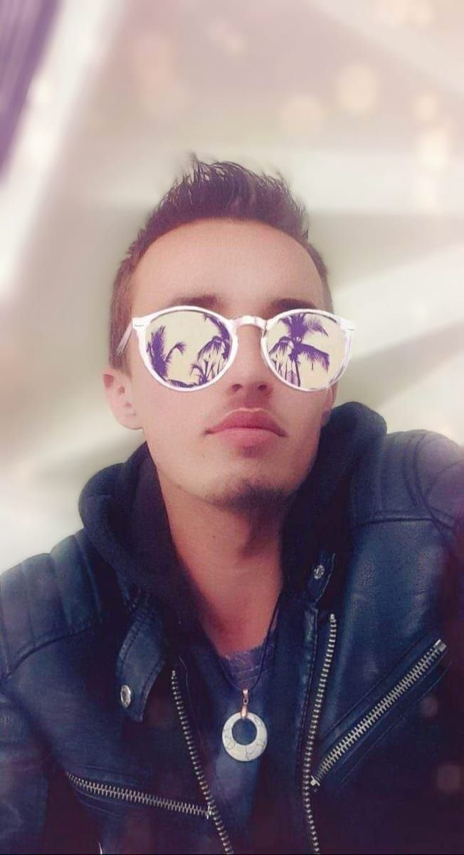 Profil von Ross, 33 Jahre, Gay in Barnin (Mecklenburg-Vorpommern)