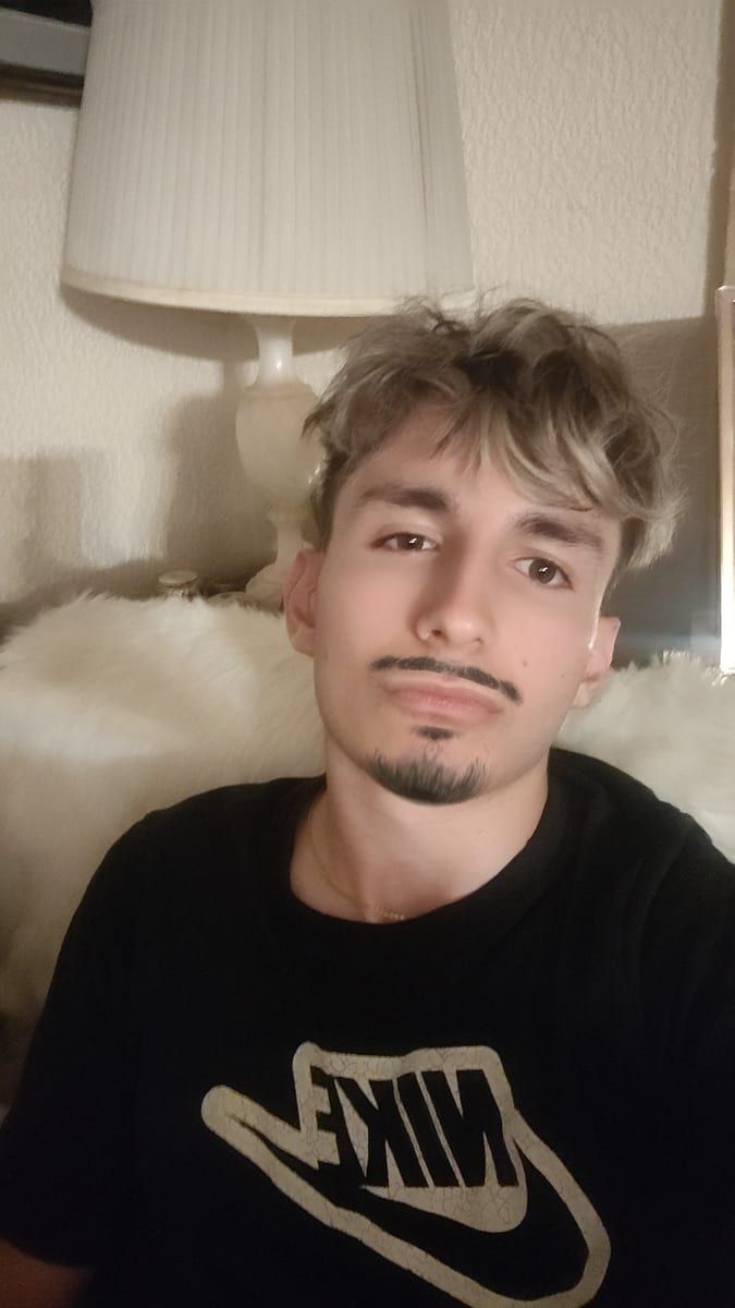 Profil von Ellande, 34 Jahre, Gay in Drechow (Mecklenburg-Vorpommern)