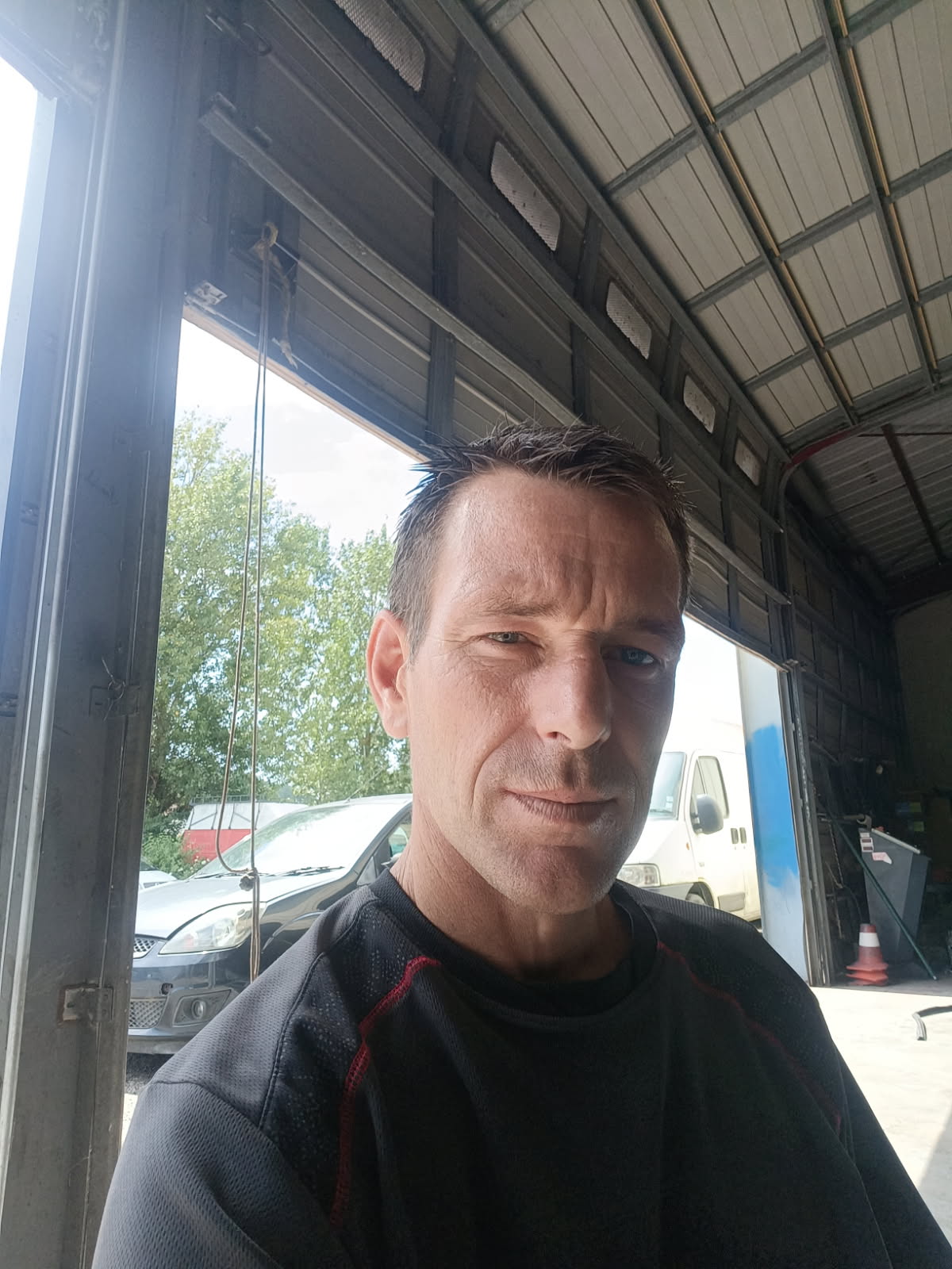Profil von Yonathan, 33 Jahre, Gay in Blesewitz (Mecklenburg-Vorpommern)