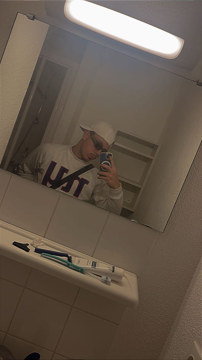 Tahiry - Gay in Behrenhoff Profil von Tahiry, 28 Jahre, Gay in Behrenhoff (Mecklenburg-Vorpommern)