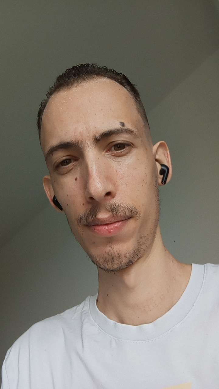 Jimi - Gay in Perlin Profil von Jimi, 29 Jahre, Gay in Perlin (Mecklenburg-Vorpommern)