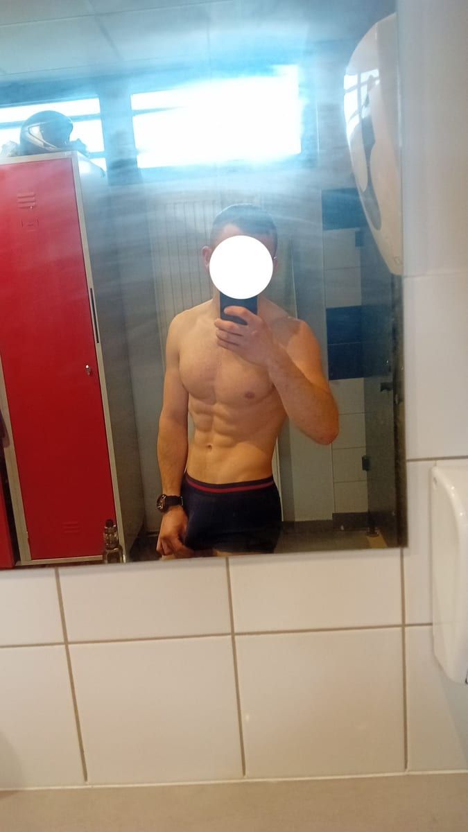 Samael - Gay in Klocksin Profil von Samael, 41 Jahre, Gay in Klocksin (Mecklenburg-Vorpommern)
