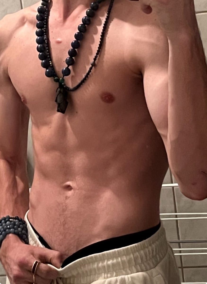 Envel - Gay in Schlemmin Profil von Envel, 36 Jahre, Gay in Schlemmin (Mecklenburg-Vorpommern)