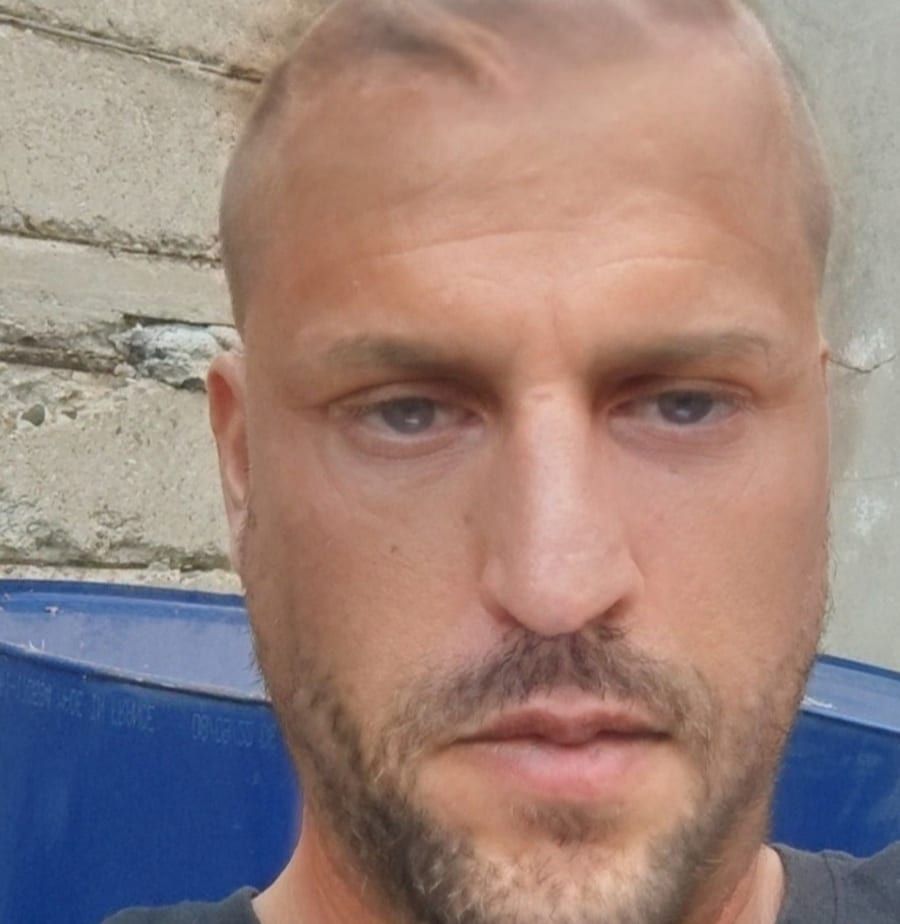 Satyam - Gay in Perlin Profil von Satyam, 23 Jahre, Gay in Perlin (Mecklenburg-Vorpommern)