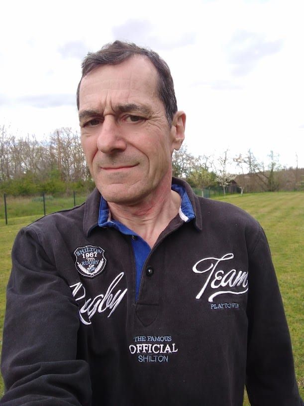 Profil von Ahamada, 40 Jahre, Gay in Kemnitz (Mecklenburg-Vorpommern)