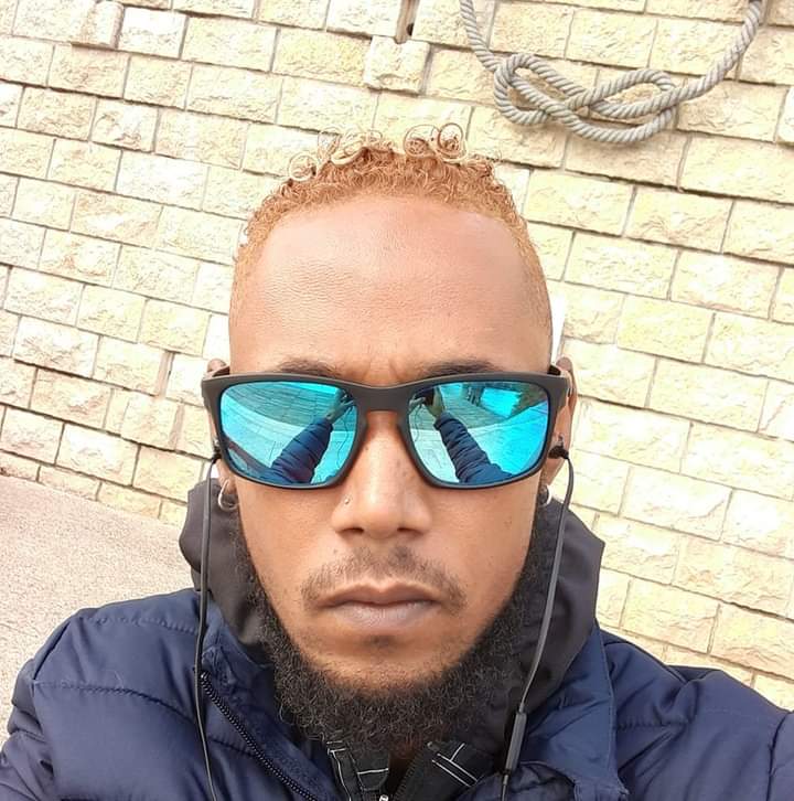 Profil von Livai, 36 Jahre, Gay in Börgerende-Rethwisch (Mecklenburg-Vorpommern)