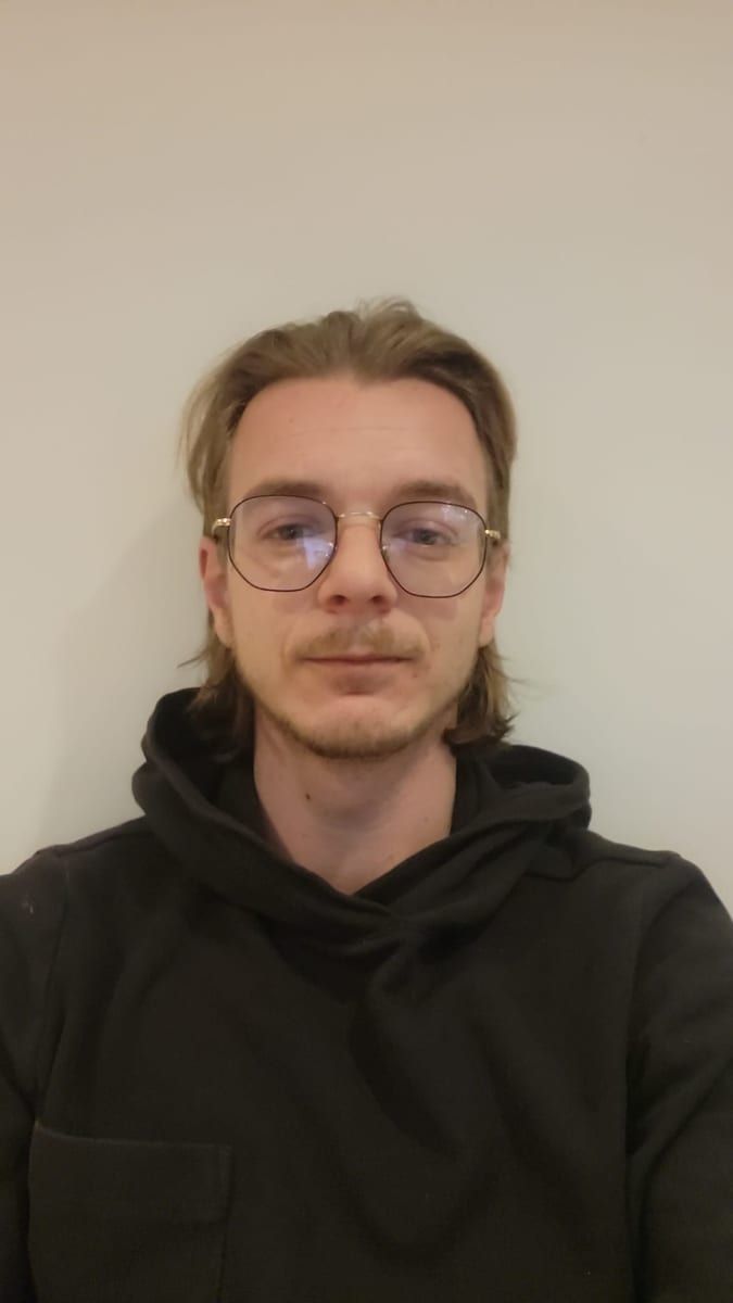 Livai - Gay in Rambin Profil von Livai, 42 Jahre, Gay in Rambin (Mecklenburg-Vorpommern)