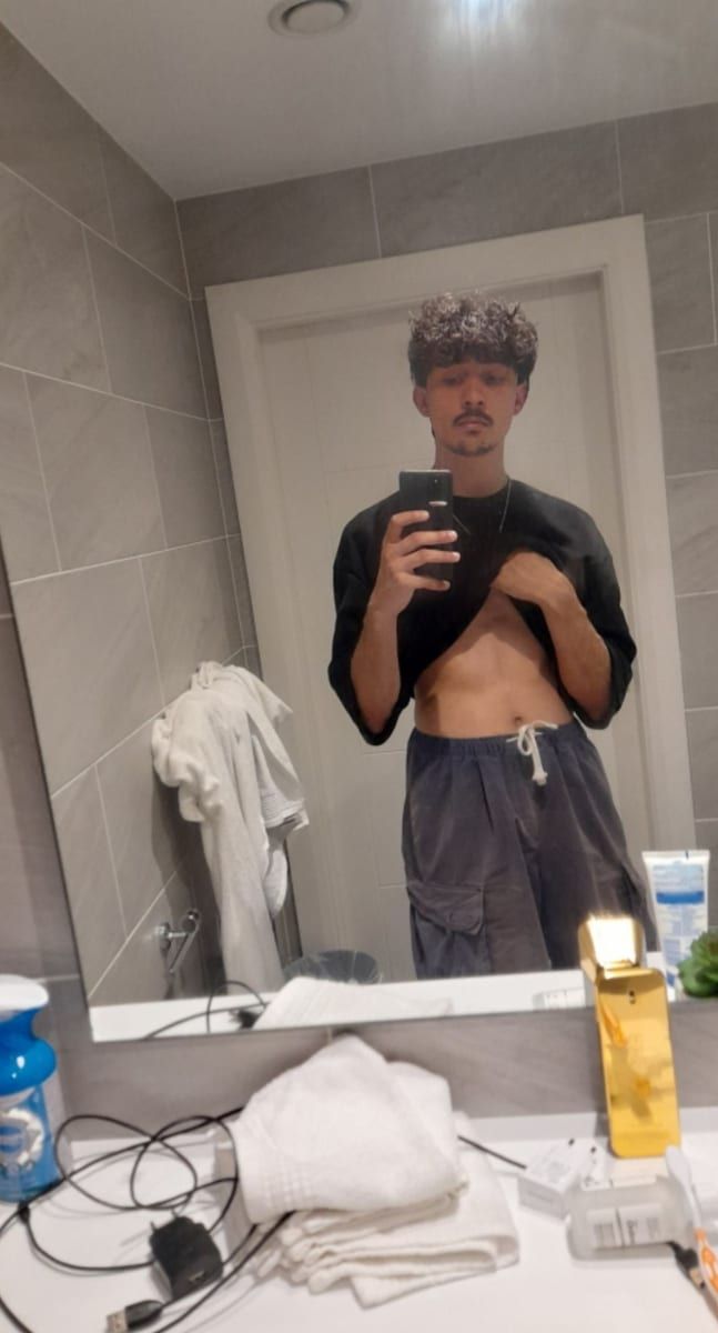 Irfaan - Gay in Hohen Pritz Profil von Irfaan, 43 Jahre, Gay in Hohen Pritz (Mecklenburg-Vorpommern)