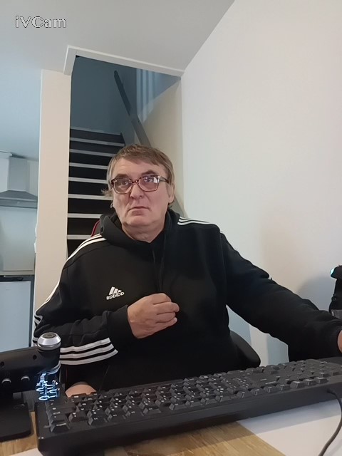 Etem - Gay in Fünfseen Profil von Etem, 44 Jahre, Gay in Fünfseen (Mecklenburg-Vorpommern)
