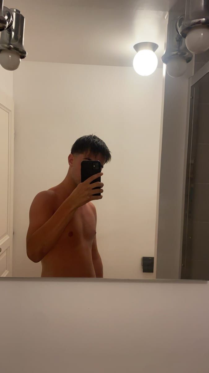 Solly - Gay in Roggentin Profil von Solly, 42 Jahre, Gay in Roggentin (Mecklenburg-Vorpommern)