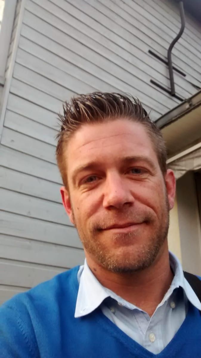 Welson - Gay in Warlitz Profil von Welson, 42 Jahre, Gay in Warlitz (Mecklenburg-Vorpommern)