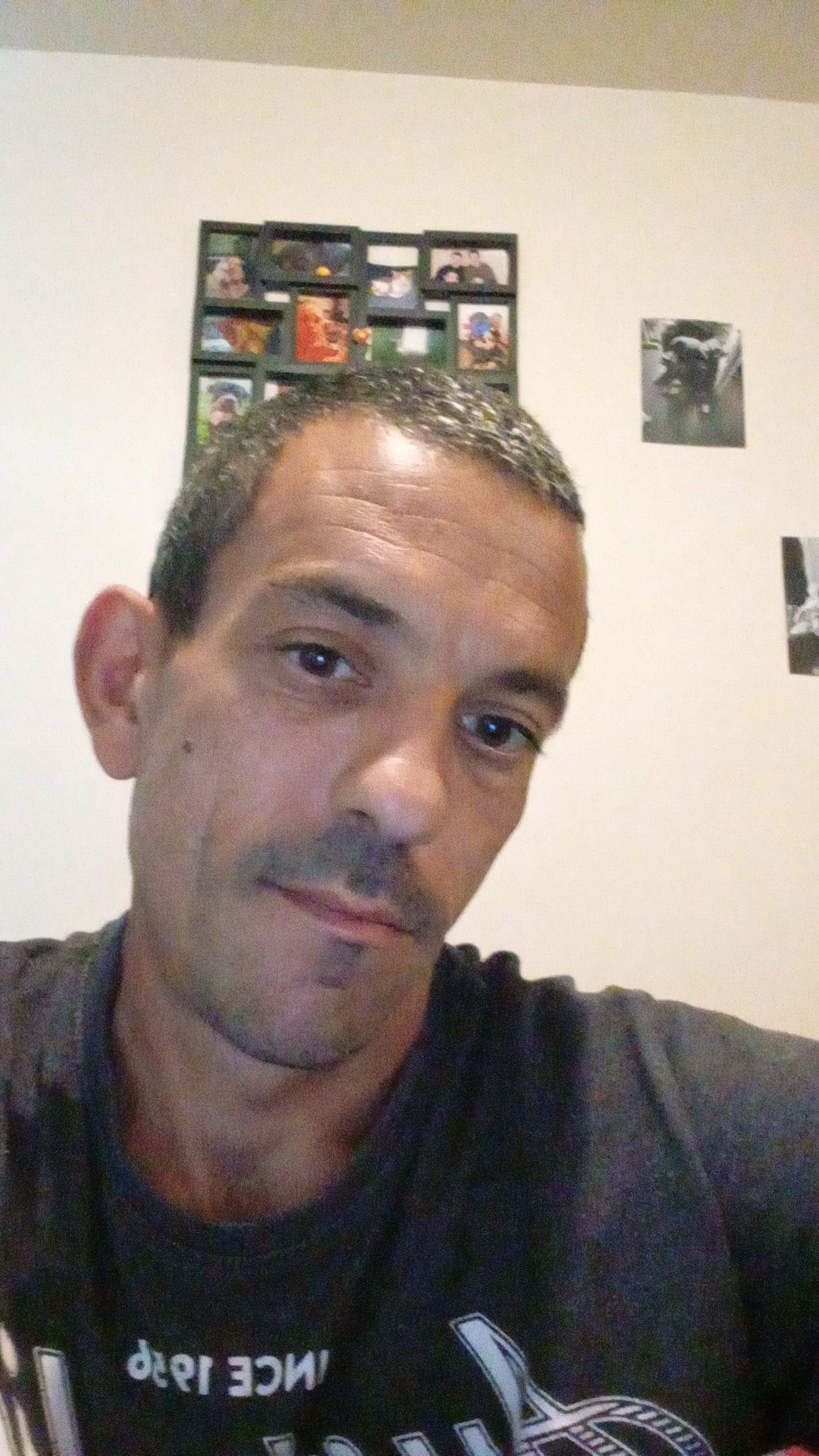 Isam - Gay in Klein Trebbow Profil von Isam, 38 Jahre, Gay in Klein Trebbow (Mecklenburg-Vorpommern)