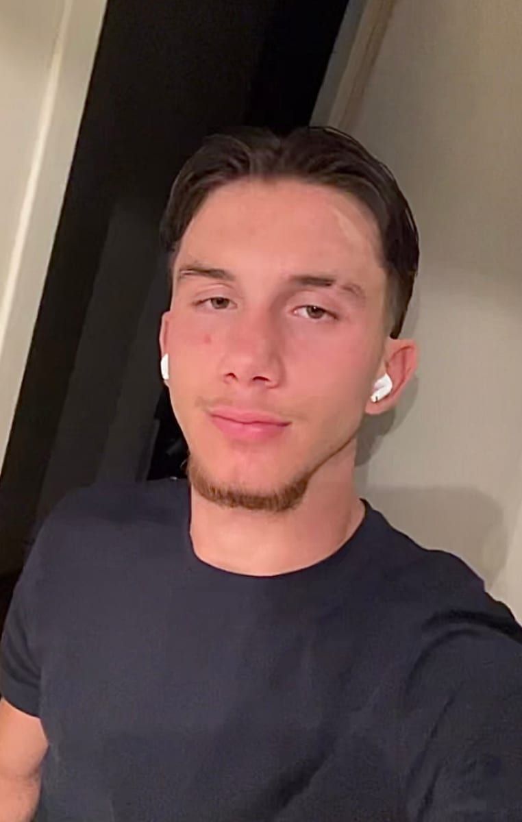 Tennessy - Gay in Cambs Profil von Tennessy, 39 Jahre, Gay in Cambs (Mecklenburg-Vorpommern)