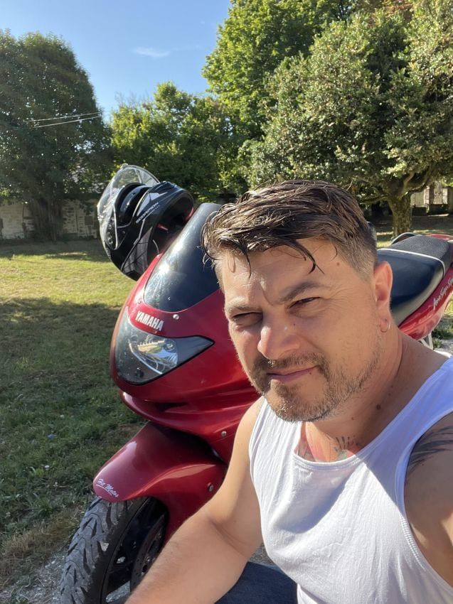 Profil von Kely, 42 Jahre, Gay in Brietzig (Mecklenburg-Vorpommern)