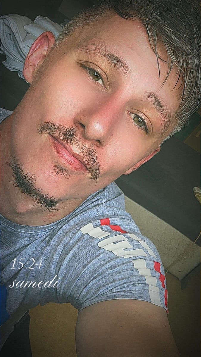 Abdoul-aziz - Gay in Klein Trebbow Profil von Abdoul-aziz, 34 Jahre, Gay in Klein Trebbow (Mecklenburg-Vorpommern)