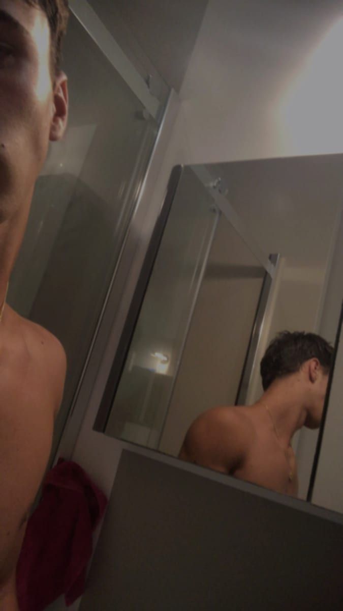 Kryss - Gay in Dranske Profil von Kryss, 30 Jahre, Gay in Dranske (Mecklenburg-Vorpommern)