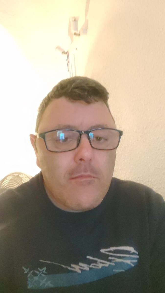 Ciwan - Gay in Stäbelow Profil von Ciwan, 25 Jahre, Gay in Stäbelow (Mecklenburg-Vorpommern)
