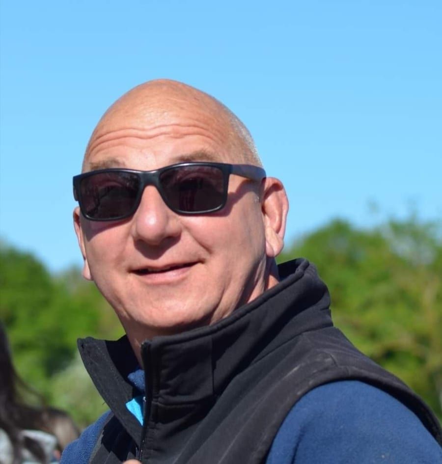 Henrick - Gay in Waren (Müritz) Profil von Henrick, 35 Jahre, Gay in Waren (Müritz) (Mecklenburg-Vorpommern)