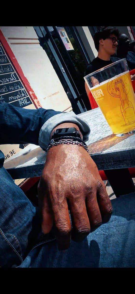 Profil von Alone, 24 Jahre, Gay in Marlow (Mecklenburg-Vorpommern)