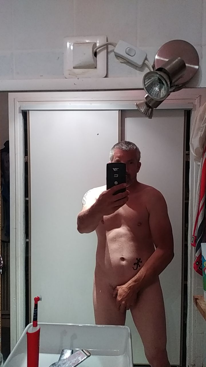 Blake - Gay in Breege Profil von Blake, 27 Jahre, Gay in Breege (Mecklenburg-Vorpommern)